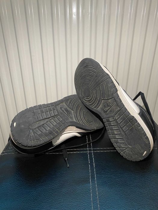 Adidasi Nike alb-negru – marime EU 37.5 – stare foarte buna
