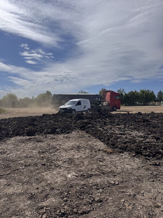 Buldoexcavator De Închiriat