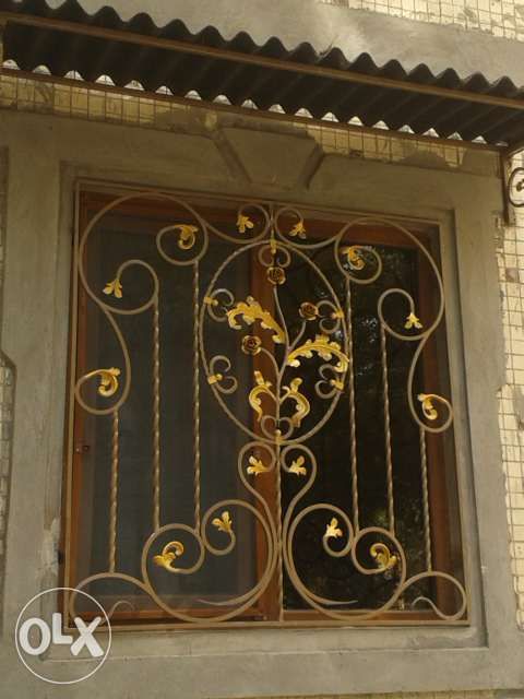 Изготовим решётки простые и кованные двери металлические