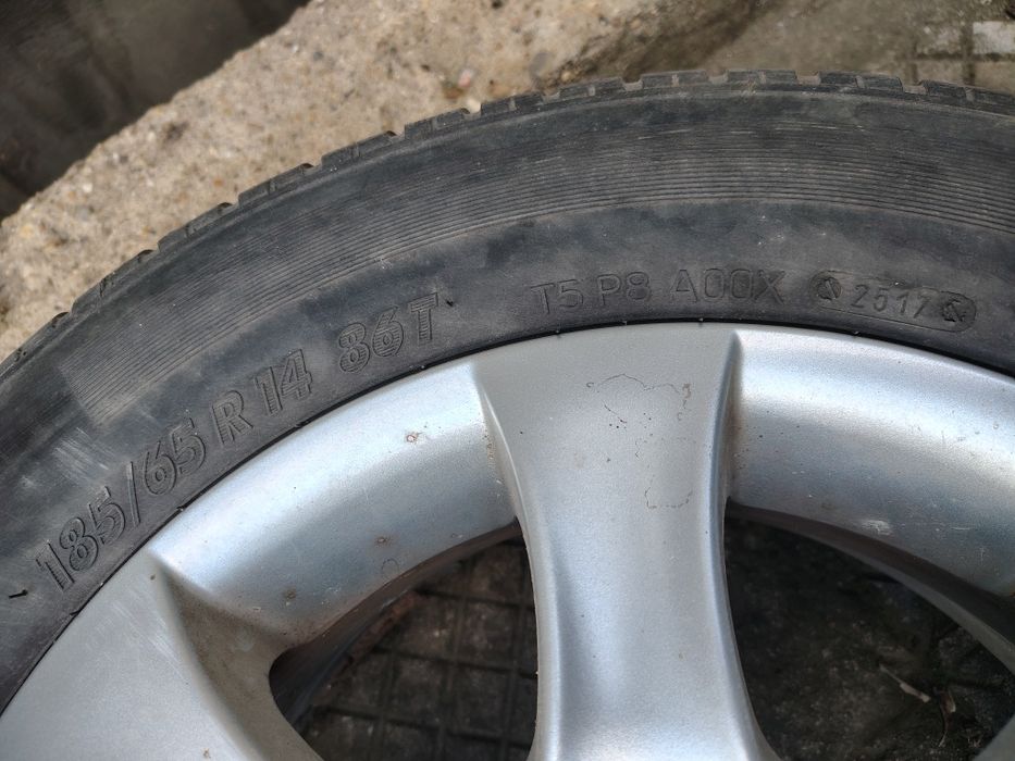 Джанти DBV KBA47591 5.5J 14" ET35 с гуми Riken 185/65 R14 86T