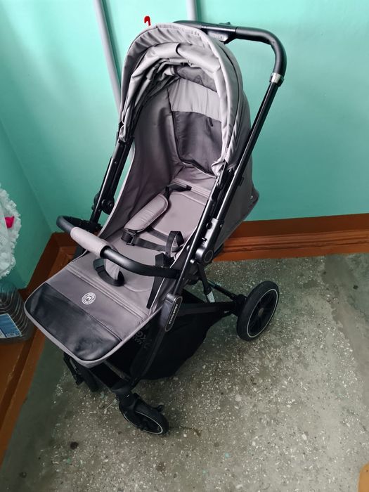 Коляска детская .