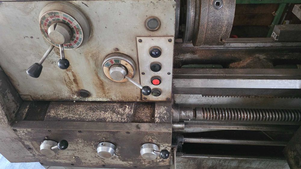 Продавам голям струг