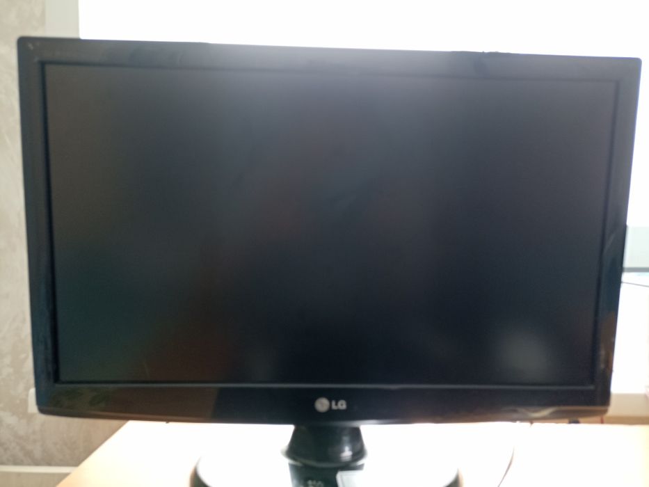 Продаю монитор 60 герц