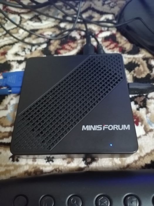 Mini kompyuter sotiladi