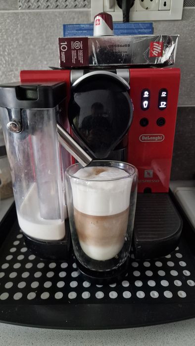 Espressor DeLonghi Lattissima
