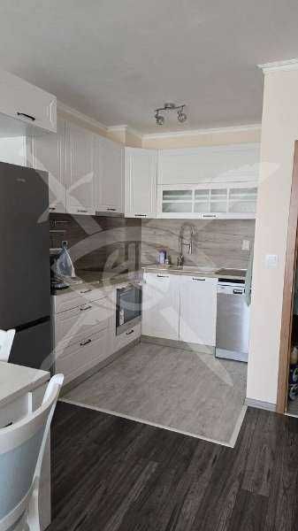 Дава се под наем Двустаен апартамент в Пловдив, Тракия - 67 кв.м за 498.27 € - Снимка #2