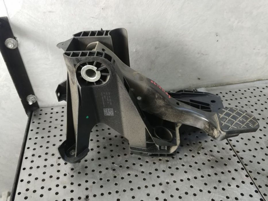 pedala frana 1.4 tsi cpw skoda octavia 3  5q1721058dl
