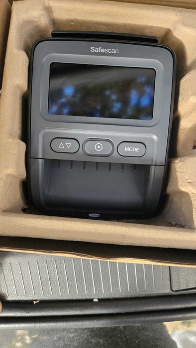 Detector Automat de Bancnote False Safescan 155-SX Special Edition - Ca Nou, Full Box (Cu Baterie LB-105 Inclusă)