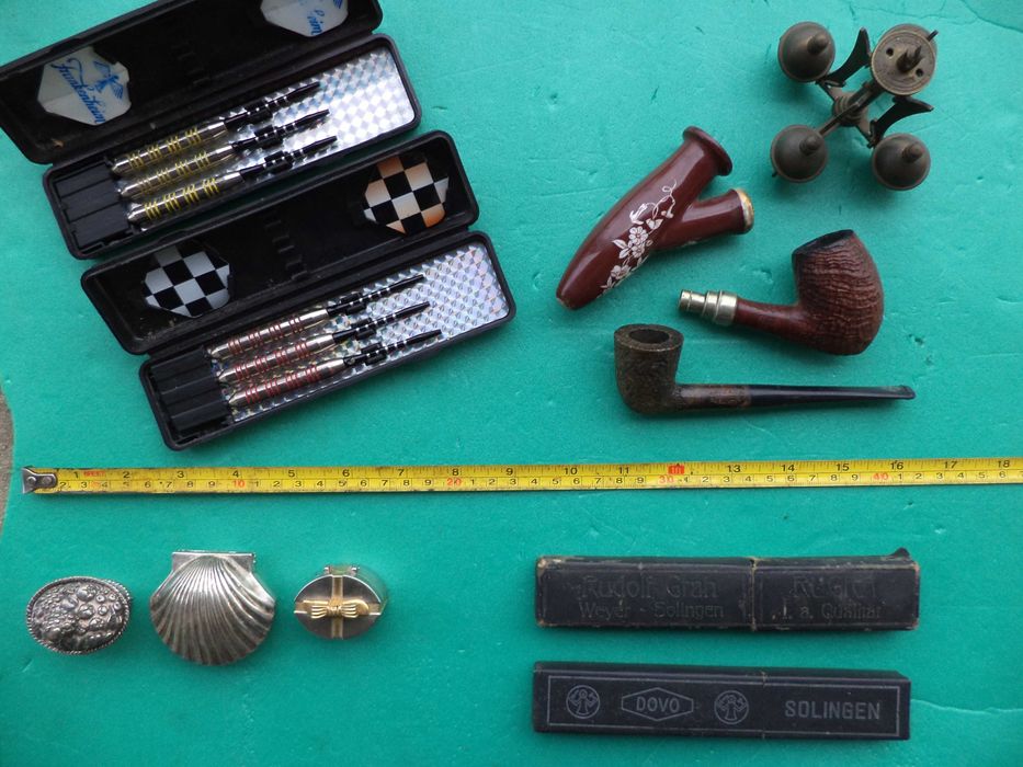 Obiecte vechi pendula pipe briciuri cutii bijuterii sageti vand schimb