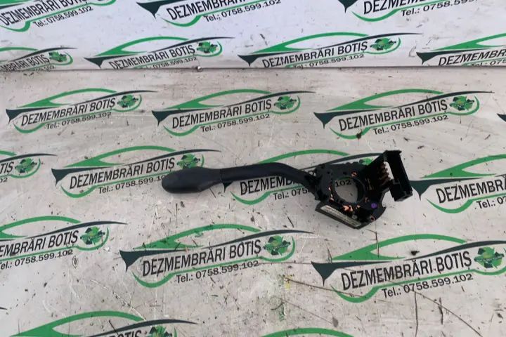 Maneta stergatoare parbriz Volkswagen VW Polo 2001 1.4 MT (75 hp)