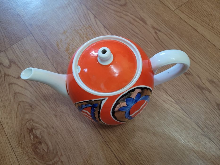 Чайник фарфоровый времен СССР