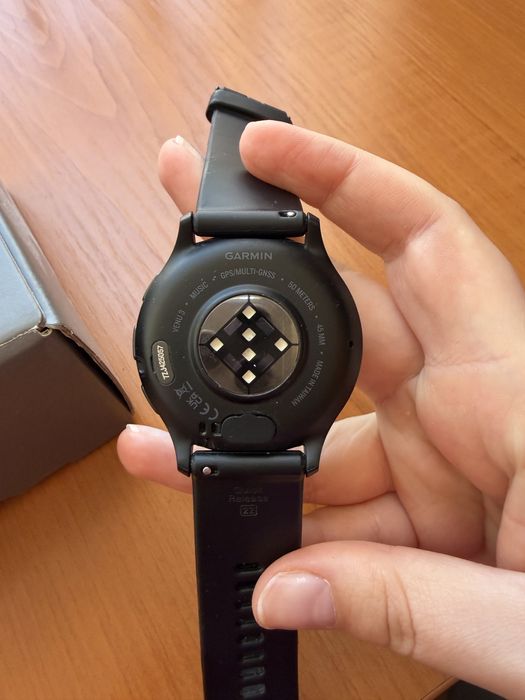 Часовник Garmin Venu 3