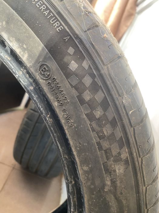 Vand 2 anvelope vara 225/45 R17