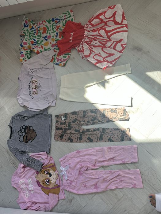 Вещи на  девочку