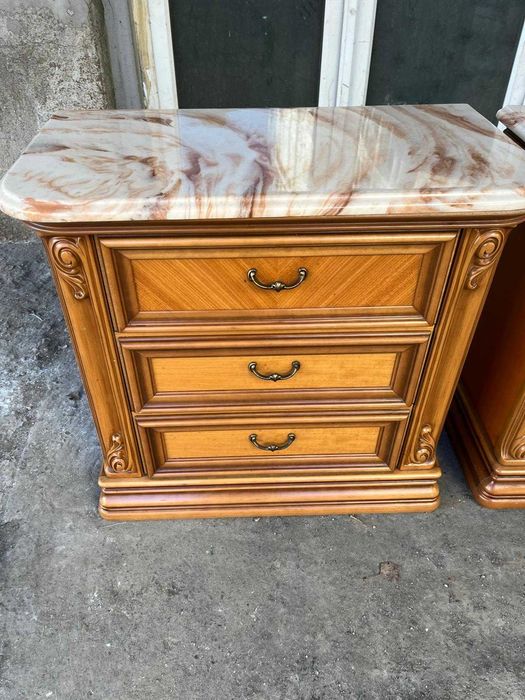 Noptiere Baroc,cu placa de marmura!