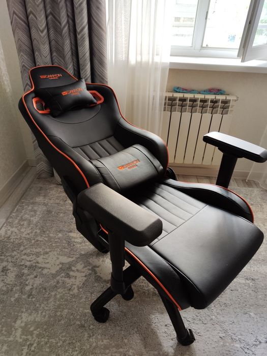 Игровое геймеское кресло