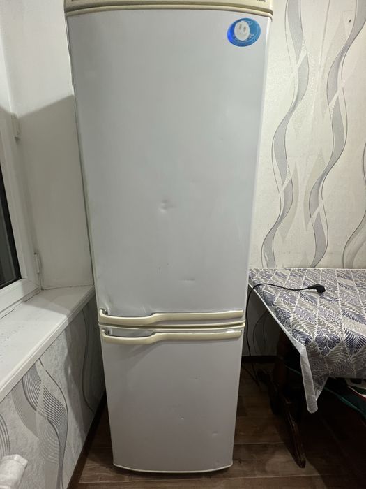 Холодильник Самсунг