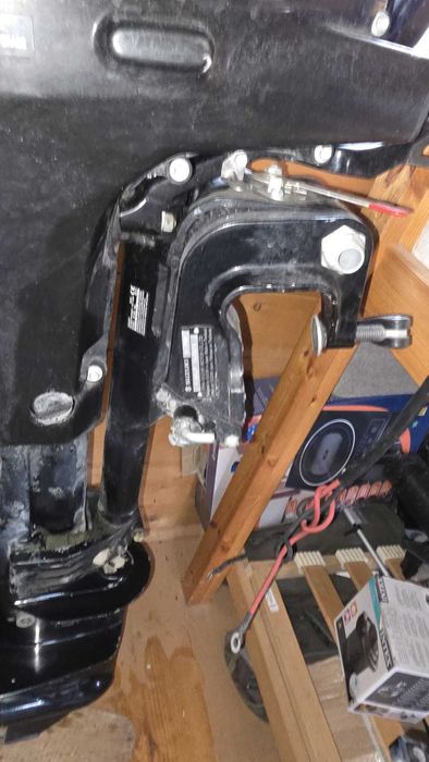 Motor outboard Suzuki  DF20 AEL de 20 cai putere 2021