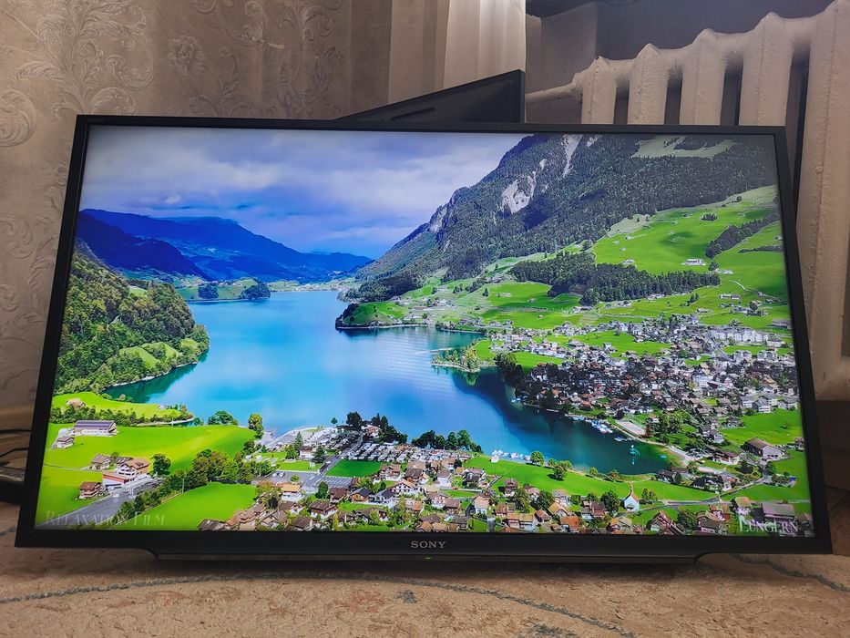 Смарт телевизор SONY 102см