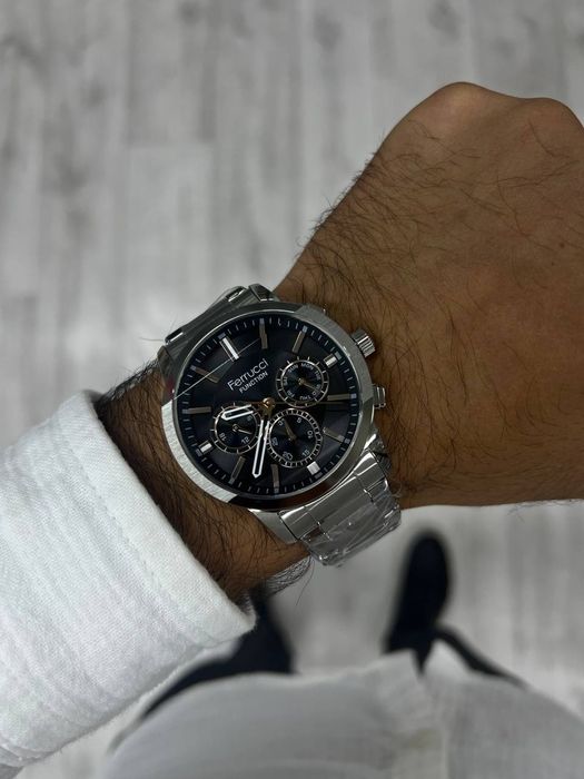 Часы ОРИГИНАЛ год гарантия