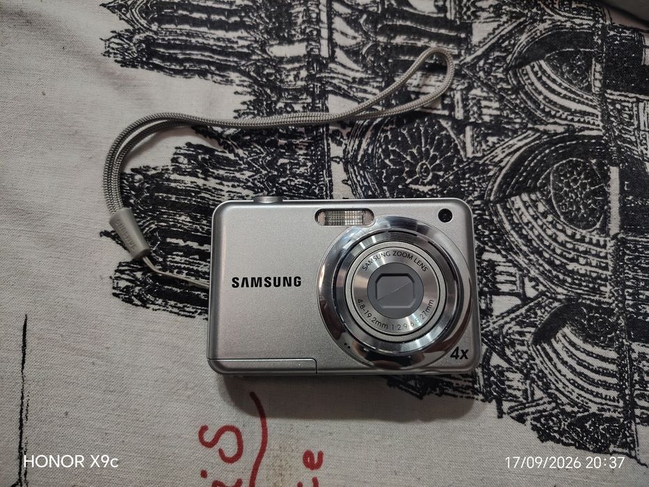 Фотик Samsung ES9