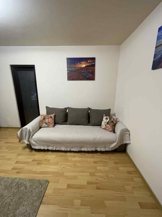 Apartament  de închiriat  zona Vest