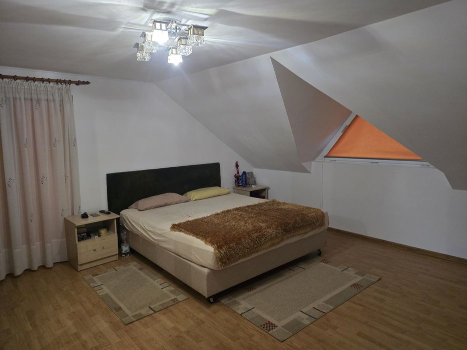 Vând casa Ideciu de Jos.