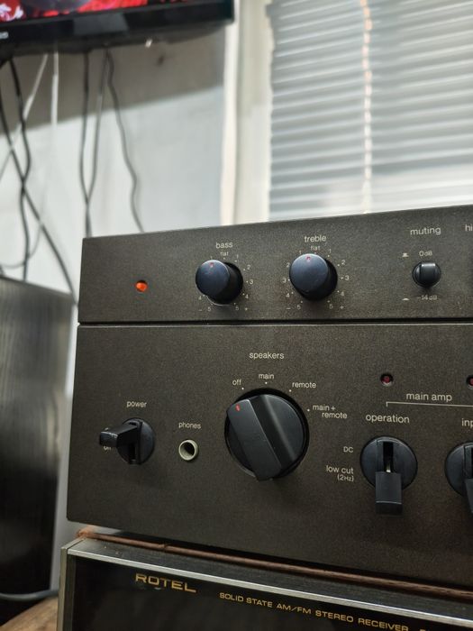 Усилвател TECHNICS SU-8080