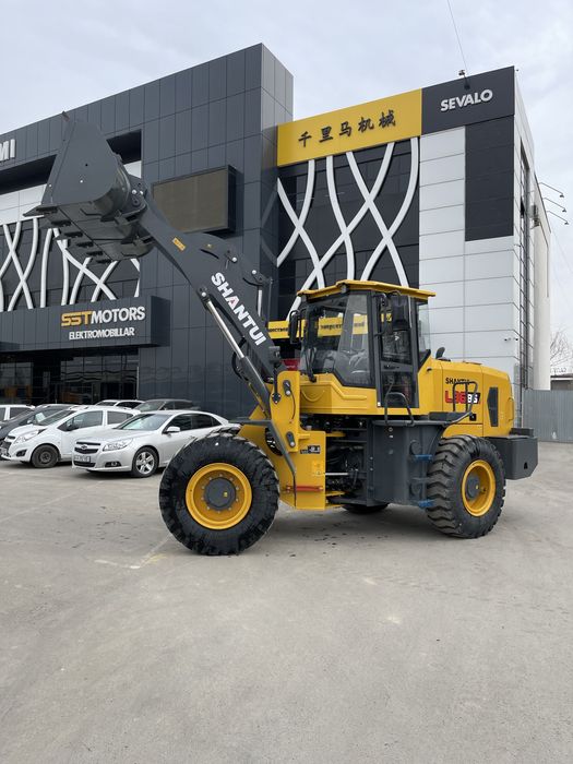 Продается Фронтальный погрузчик