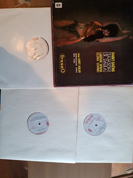 Muzica de colectie, box-uri discuri vinil. 20 lei