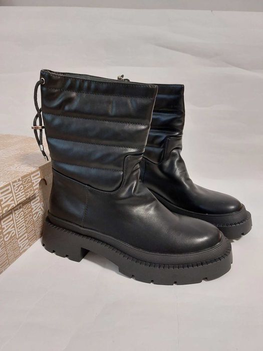 Нови дамски боти номер 40