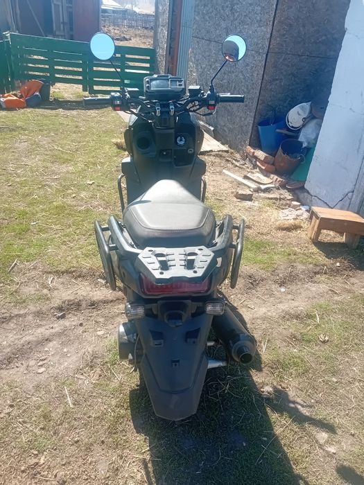 Прдам скутер 150 куб Танк