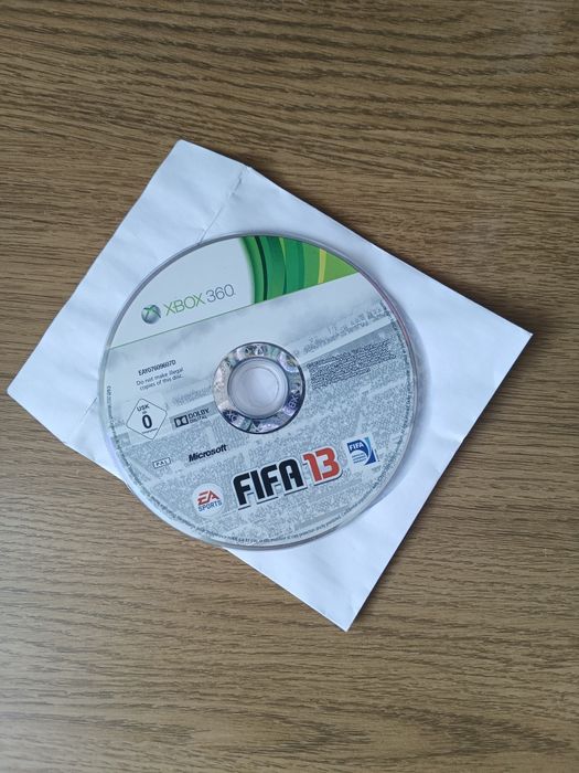 Consola Xbox 360+controller, 3 jocuri