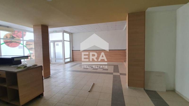 Продава се Магазин в Варна, Възраждане 1 - 358 кв.м за 825 €/кв.м - Снимка #2