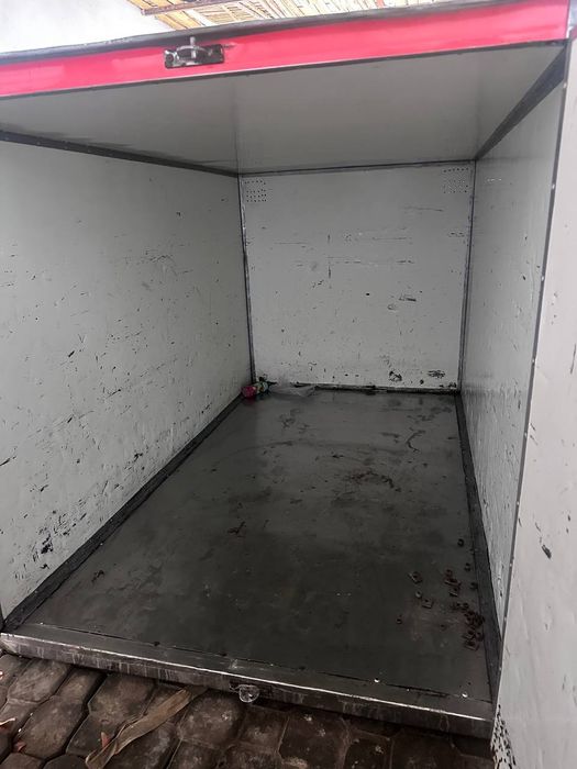 Laboga termos butka sotiladi