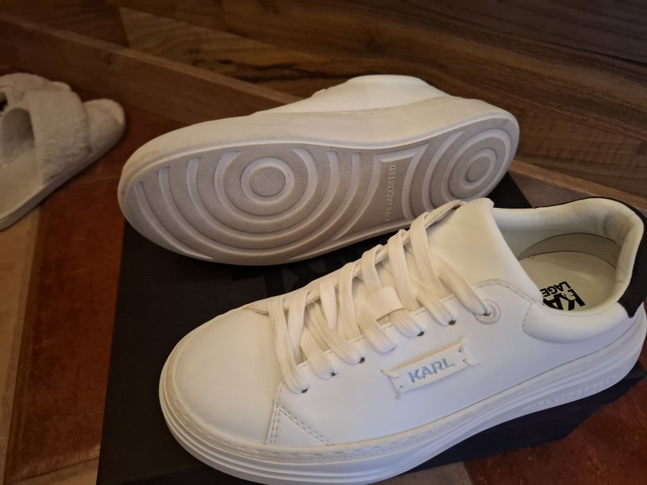 Karl Lagerfeld сникърси