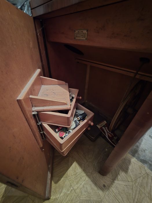 Mașina de cusut Ileana