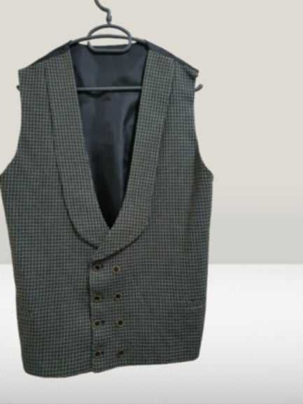 Мъжки официален костюм