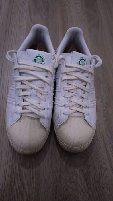 Бели кецове Adidas