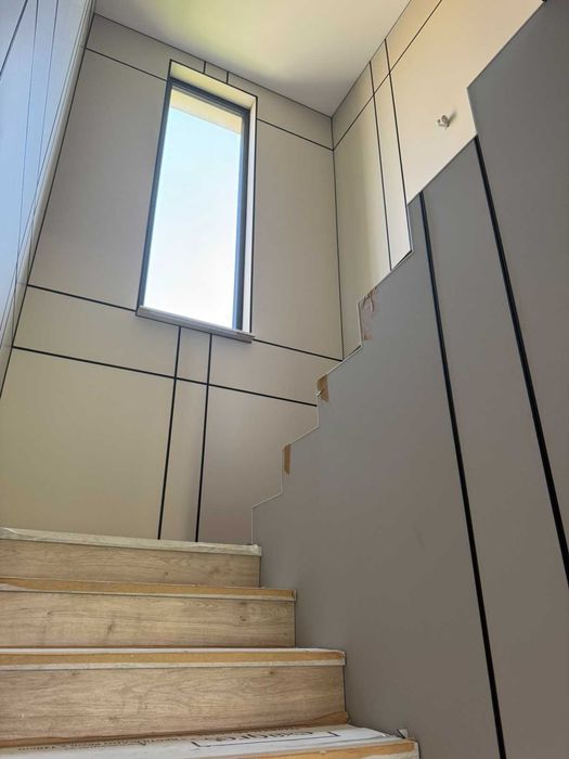 Монтаж на интериорни панели