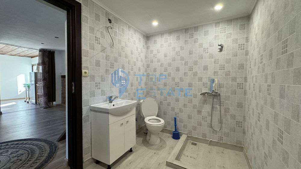Продава се Къща в Елена - 88 кв.м за 643 €/кв.м - Снимка #11