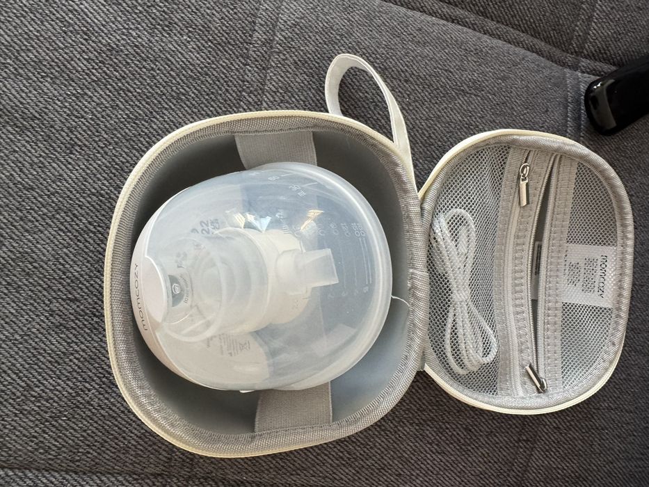 Pompa de san Momcozy handsfree