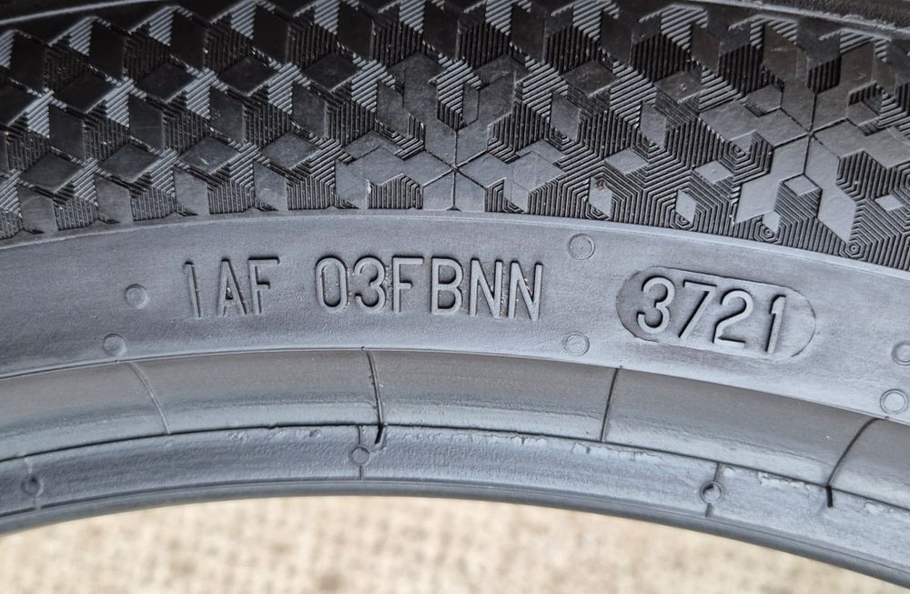 Set 2buc 245/40 R19 98V XL Continental WinterContact TS870P M+S iarnă