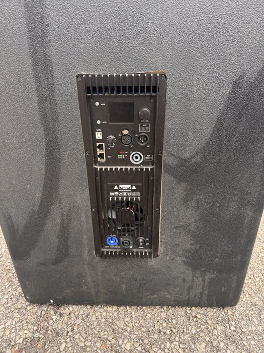 Система jbl 2 по 1000 на бас и 2 по 800 топ