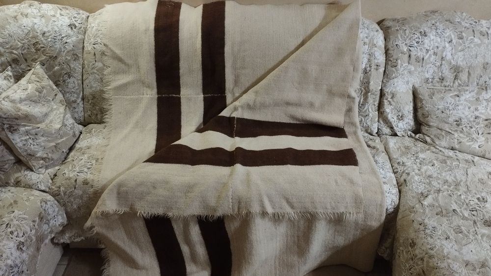 Вълнено одеало - бяло