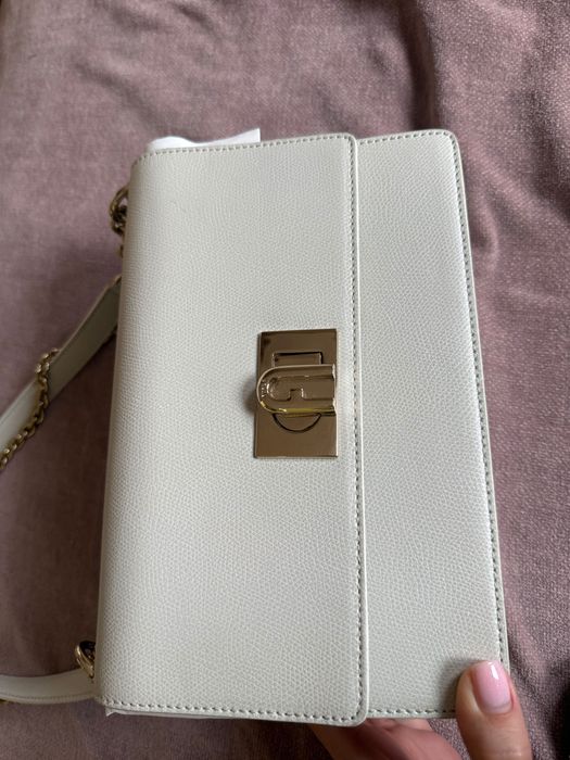 Нови чанти Furla