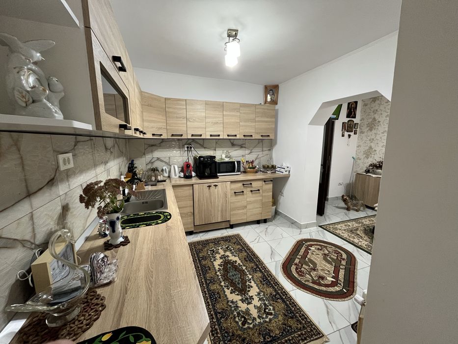 Apartament 3 camere Huși Vaslui
