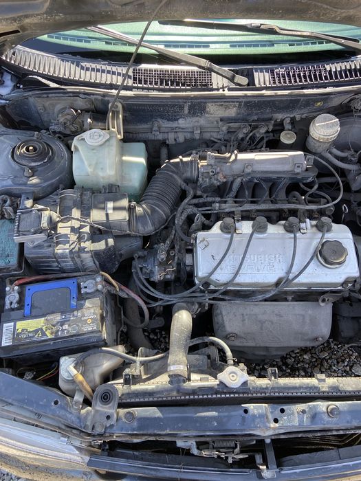 Продам лансер в отс 1995год