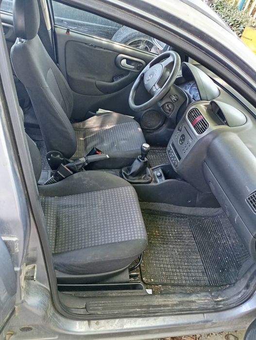 Опел Корса ц OPel korsa c 1.2.  Бензин на части