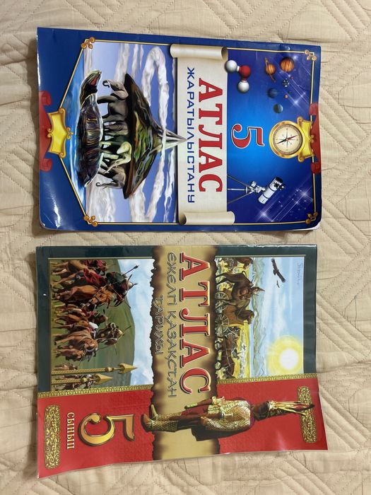 Мұрттары мен ұзын мүшесі бар арық еркектер порно